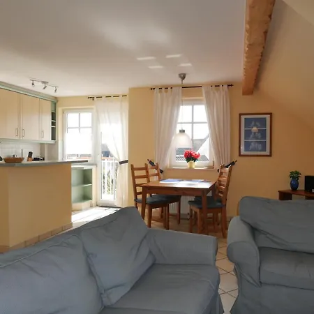 Bernsteinhaus, 850m Zum Strand, Mit Balkon, Wlan Apartment *