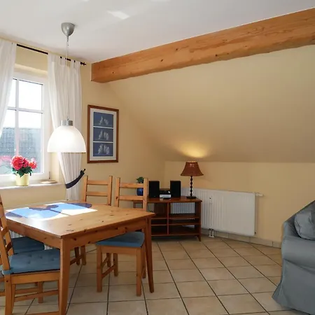 شقة Bernsteinhaus, 850m Zum Strand, Mit Balkon, Wlan *