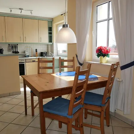 Bernsteinhaus, 850m Zum Strand, Mit Balkon, Wlan Daire Kolpinsee