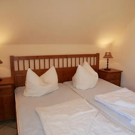 Bernsteinhaus, 850m Zum Strand, Mit Balkon, Wlan Kolpinsee