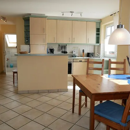 Bernsteinhaus, 850m Zum Strand, Mit Balkon, Wlan Kolpinsee