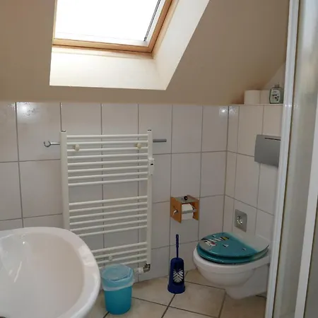 Bernsteinhaus, 850m Zum Strand, Mit Balkon, Wlan Kolpinsee